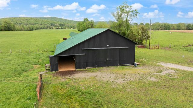 878 Horizon Loop, Monticello, KY 42633