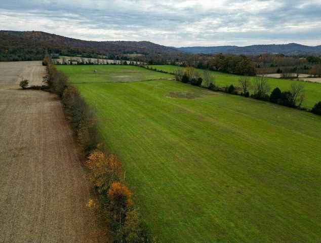 878 Horizon Loop, Monticello, KY 42633
