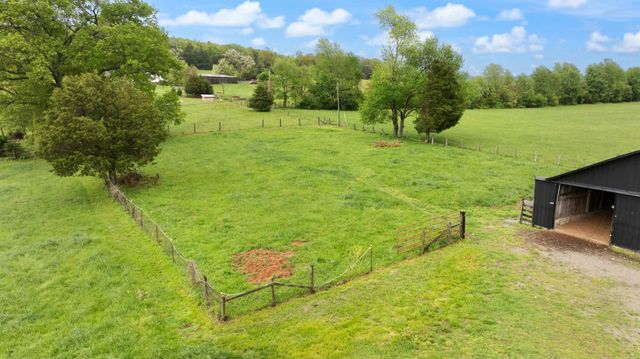 878 Horizon Loop, Monticello, KY 42633