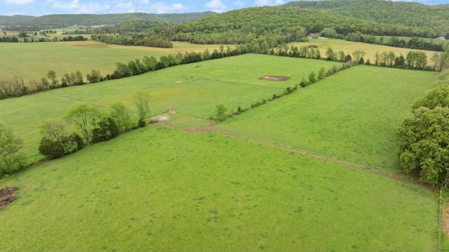 878 Horizon Loop, Monticello, KY 42633
