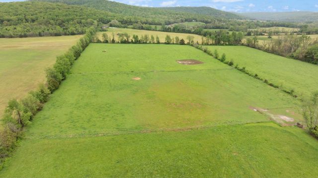 878 Horizon Loop, Monticello, KY 42633