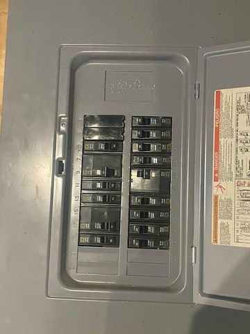 120 N Madison Street, Evansville, WI 53536