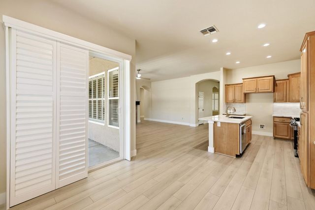 830 DUNBAR Ct, Lincoln, CA 95648