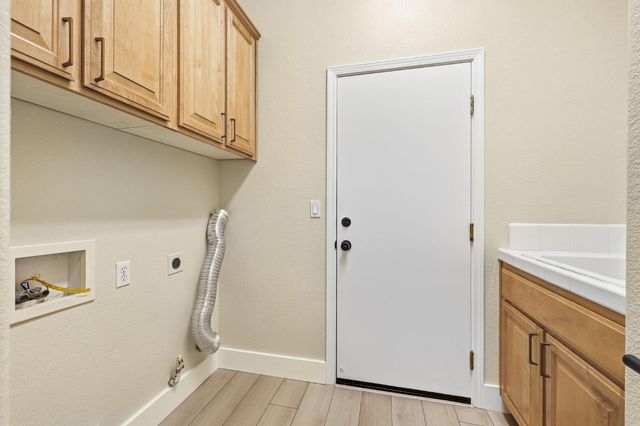 830 DUNBAR Ct, Lincoln, CA 95648