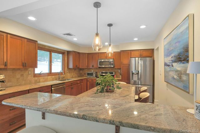 111 Wydendown Road, Nyack, NY 10960