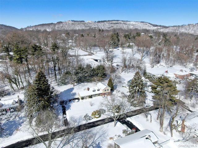 111 Wydendown Road, Nyack, NY 10960