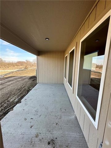 20805 Starside Street, Edgerton, KS 66021