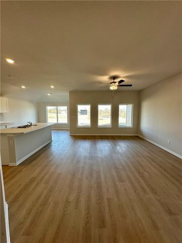 20805 Starside Street, Edgerton, KS 66021