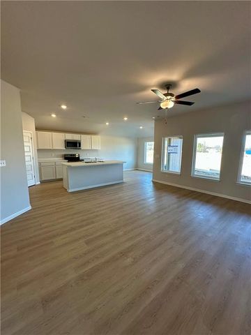 20805 Starside Street, Edgerton, KS 66021