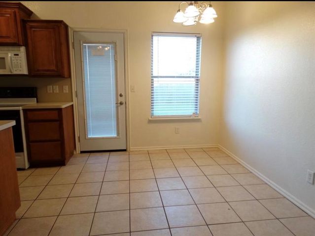 3416 Chester Terrace, Yukon, OK 73099