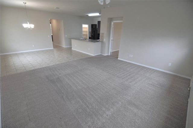 106 Leona River TRL, Hutto, TX 78634