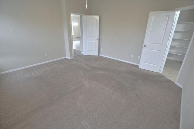 106 Leona River TRL, Hutto, TX 78634