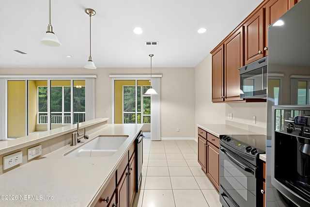 14098 MAHOGANY Avenue, Jacksonville, FL 32258