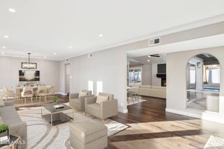 9412 N 33RD Way, Phoenix, AZ 85028