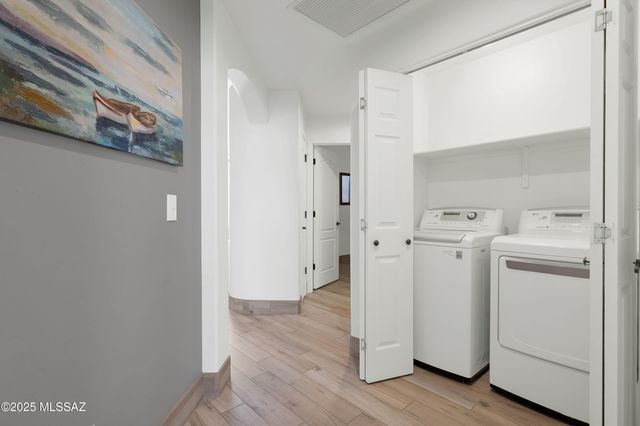 7364 E Placita Luz De La Luna, Tucson, AZ 85715