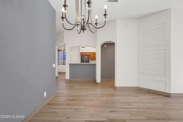 7364 E Placita Luz De La Luna, Tucson, AZ 85715