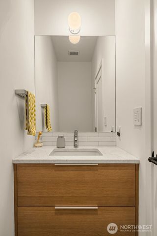 4321 S Holly Street, Seattle, WA 98118