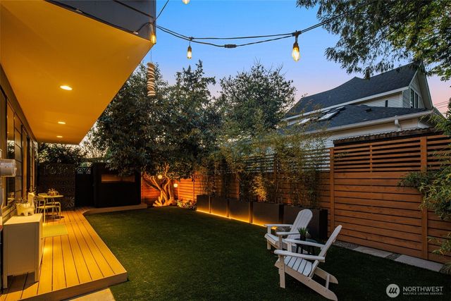 4321 S Holly Street, Seattle, WA 98118