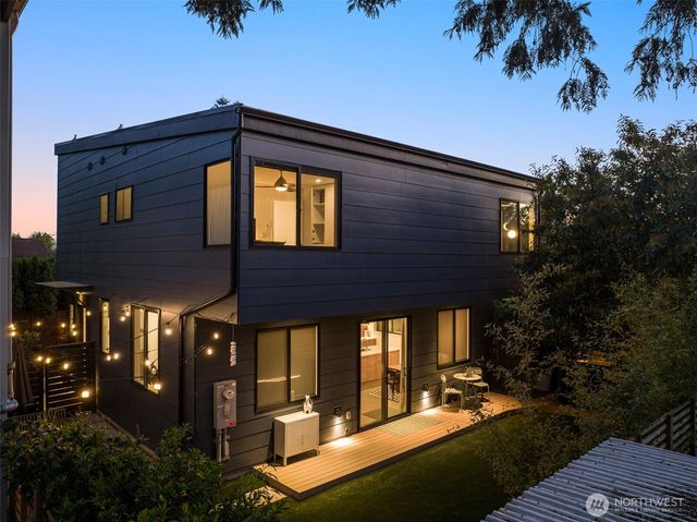 4321 S Holly Street, Seattle, WA 98118