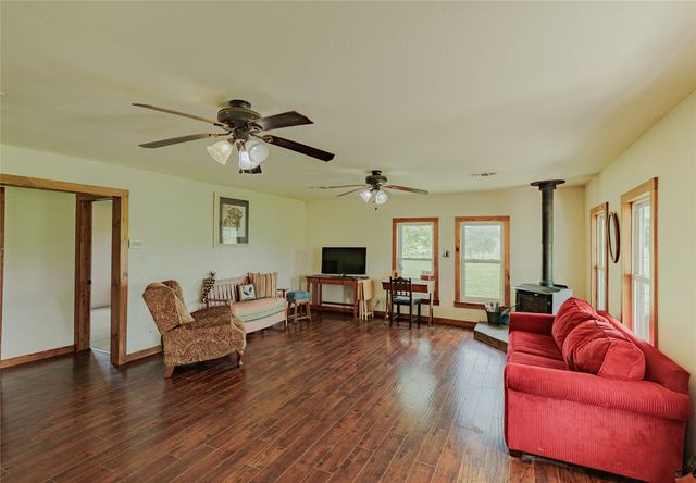 3365 N Fm 730, Decatur, TX 76234