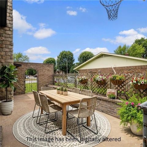 603 Thomas Boulevard, Springdale, AR 72762