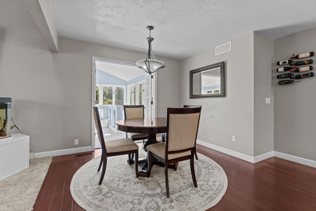 5771 ST IVES ROAD, Oshkosh, WI 54904