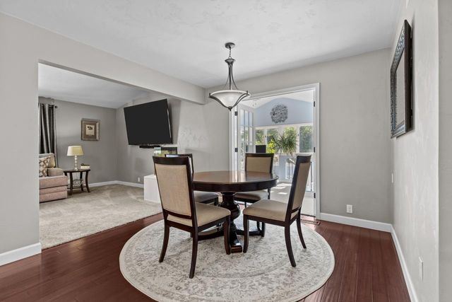 5771 ST IVES ROAD, Oshkosh, WI 54904