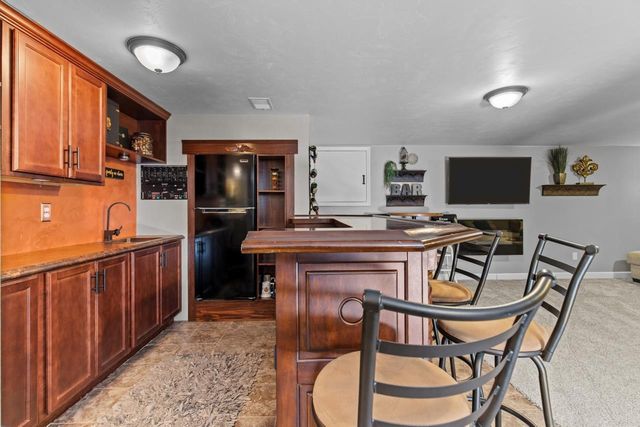 5771 ST IVES ROAD, Oshkosh, WI 54904