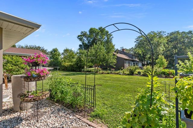5771 ST IVES ROAD, Oshkosh, WI 54904