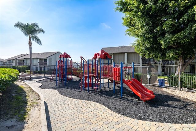 1365 S Walnut 5220, Anaheim, CA 92802