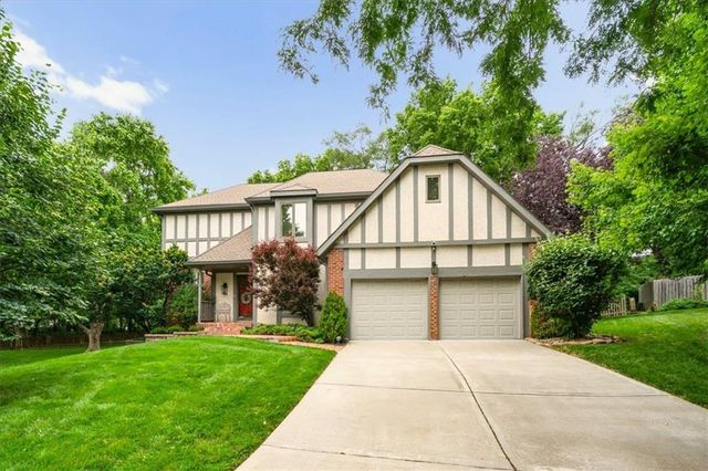 7616 Slater Street, Overland Park, KS 66204