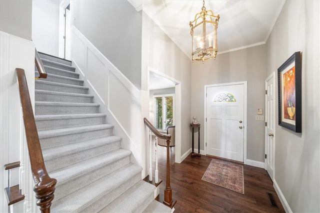 7616 Slater Street, Overland Park, KS 66204