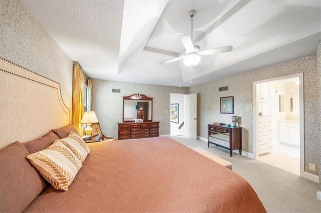 7616 Slater Street, Overland Park, KS 66204