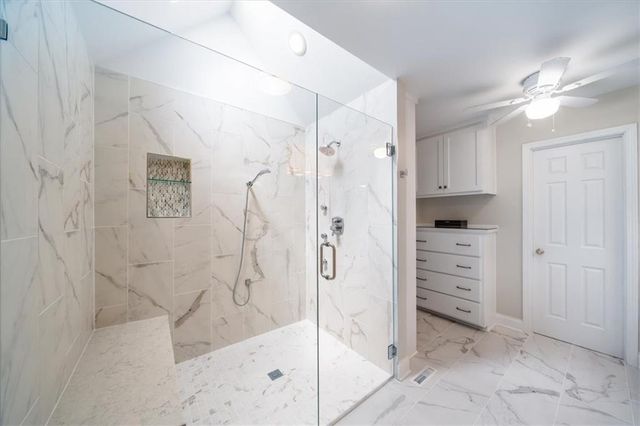 7616 Slater Street, Overland Park, KS 66204