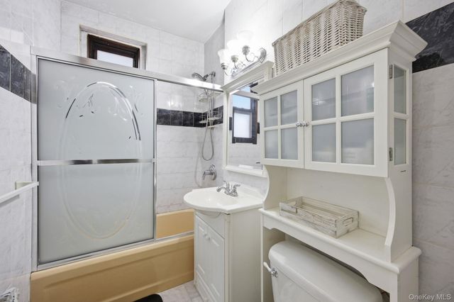 4755 39th Place 3H, Sunnyside, NY 11104