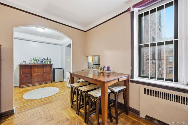 4755 39th Place 3H, Sunnyside, NY 11104