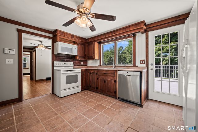 11 Bantle Road, Glastonbury, CT 06033