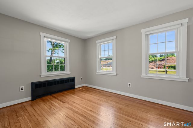 11 Bantle Road, Glastonbury, CT 06033