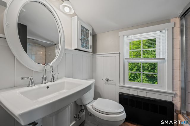 11 Bantle Road, Glastonbury, CT 06033
