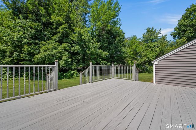 11 Bantle Road, Glastonbury, CT 06033