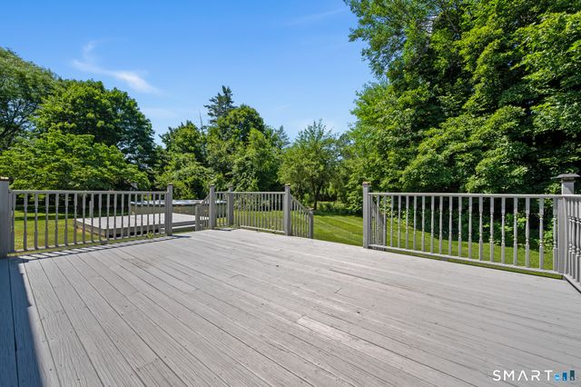 11 Bantle Road, Glastonbury, CT 06033