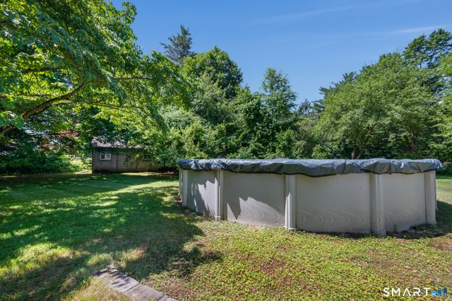 11 Bantle Road, Glastonbury, CT 06033