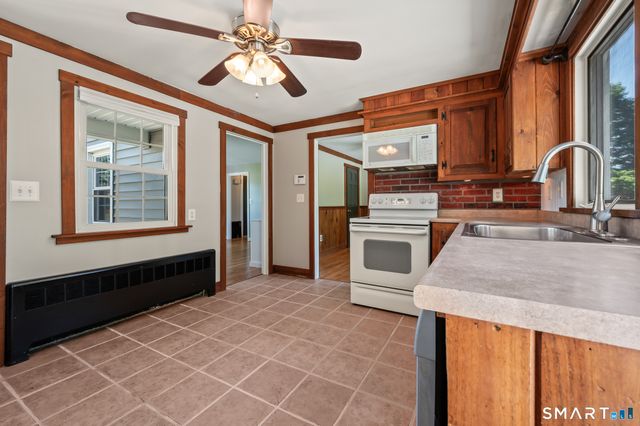 11 Bantle Road, Glastonbury, CT 06033