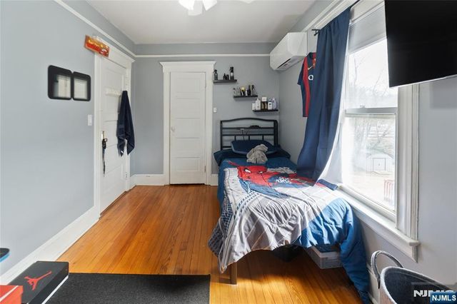 255 Elm Avenue, Bogota, NJ 07603