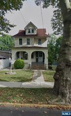 255 Elm Avenue, Bogota, NJ 07603