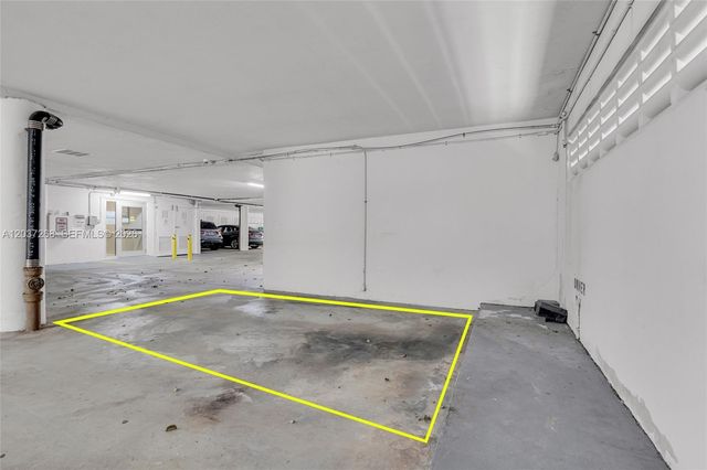 1965 S Ocean Blvd 208, Lauderdale By The Sea, FL 33062