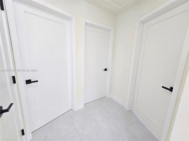 571 E 54th St, Hialeah, FL 33013