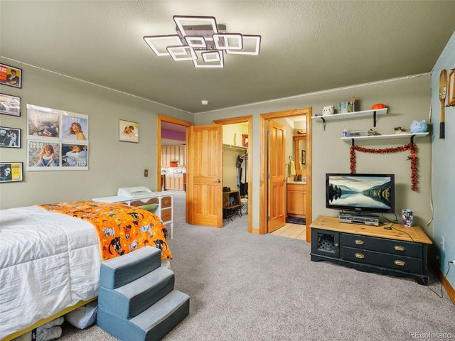 11234 W Yucca, Littleton, CO 80125