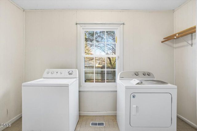 2106 Tudor Place, Raleigh, NC 27610