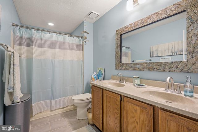 205 BERKSHIRE WAY, Evesham, NJ 08053